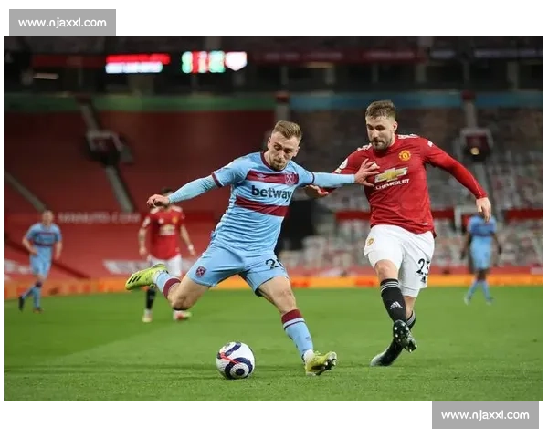 足球比赛全场攻防博弈与战术较量精彩回顾解析深度剖析与关键瞬间盘点 - 副本 (6) - 副本 - 副本 - 副本