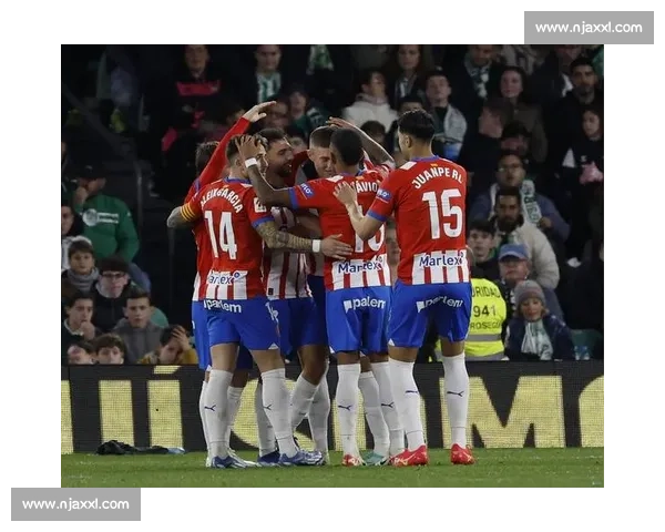 西甲精彩赛事直播全程回顾及焦点对决解析 - 副本 (2) - 副本